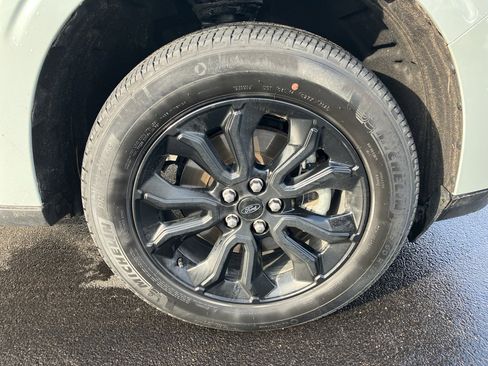 Used 2023 Ford Maverick XLT w/ XLT Luxury Package image 17