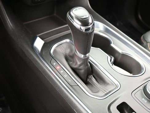 Used 2018 Chevrolet Traverse LT image 21