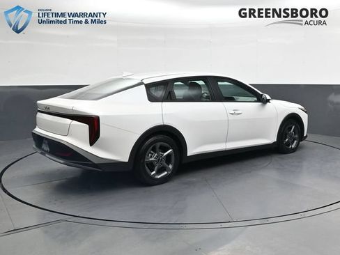 Used 2025 Kia K4 FWD image 5