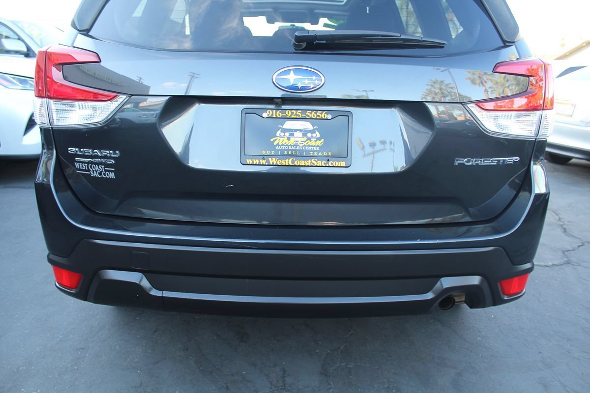 Used 2019 Subaru Forester Premium w/ All-Weather Package AWD/4WD image 14