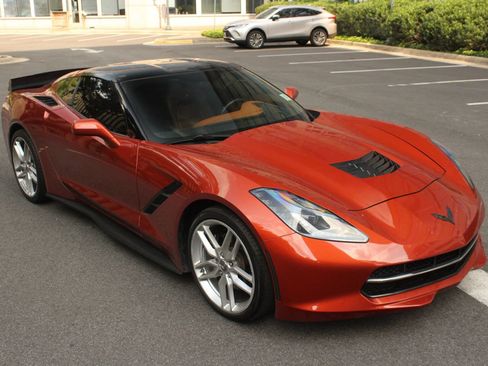 Used 2015 Chevrolet Corvette Stingray Coupe w/ 3LT Preferred Equipment Group RWD image 3