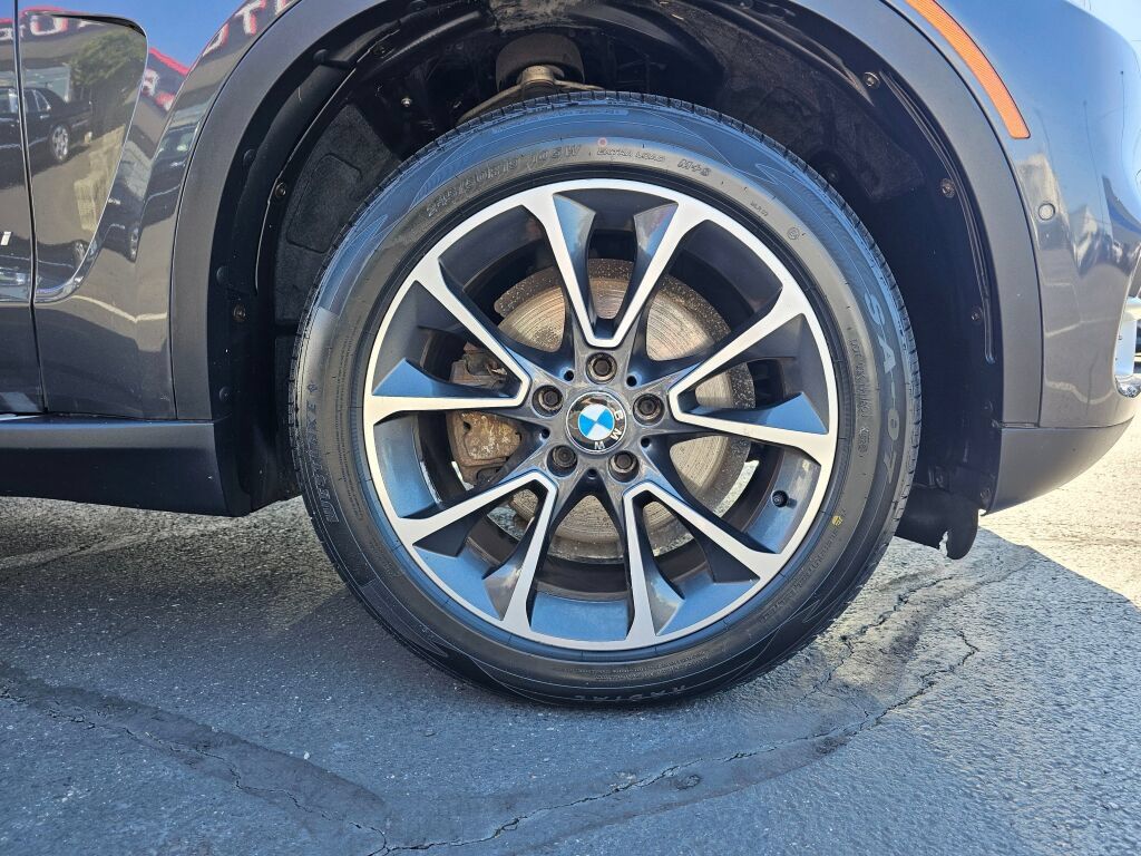 Used 2016 BMW X5 xDrive35i AWD/4WD image 9