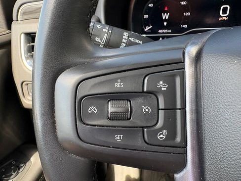 Used 2024 GMC Yukon XL SLT w/ SLT Luxury Package AWD/4WD image 21
