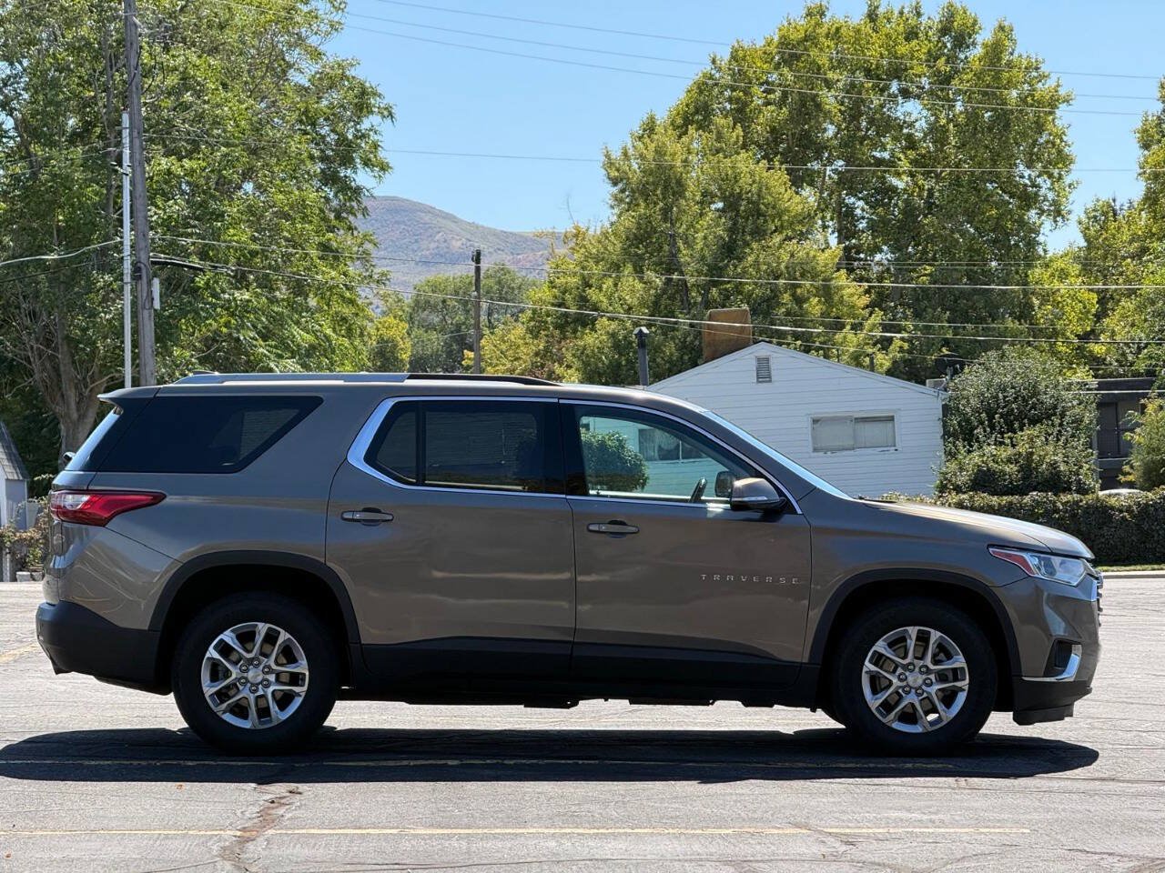 Used 2018 Chevrolet Traverse LT AWD/4WD image 6