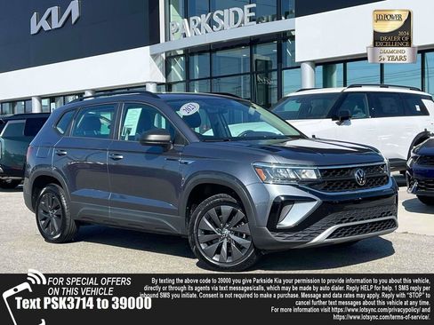 Used 2023 Volkswagen Taos S FWD image 1