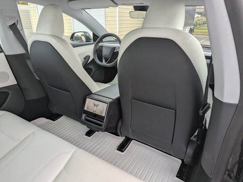 Used 2025 Tesla Model 3 Long Range image 29