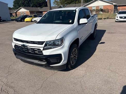 Used 2021 Chevrolet Colorado W/T w/ Custom Special Edition AWD/4WD image 6