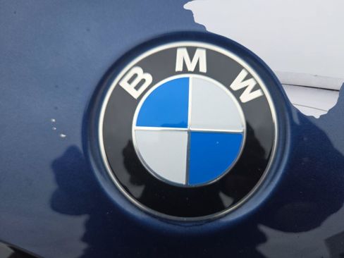 Used 2022 BMW X4 xDrive30i w/ M Sport Package 2 AWD/4WD image 9