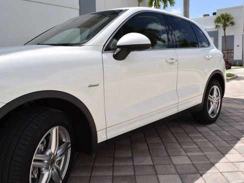 Used 2014 Porsche Cayenne Diesel Platinum Edition AWD/4WD image 17