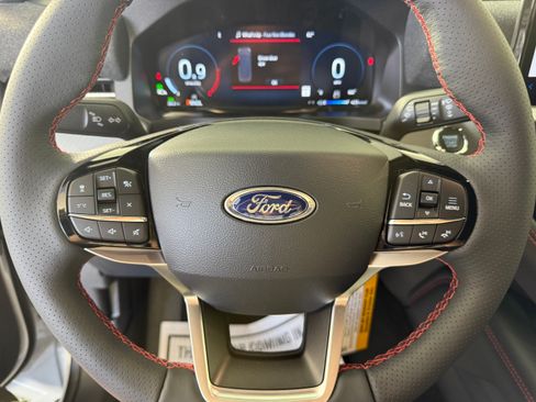 New 2026 Ford Explorer ST-Line w/ ST-Line Street Pack RWD image 28