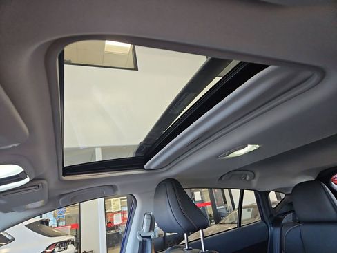 New 2025 Subaru Crosstrek 2.5i Limited w/ Crosstrek Mirror Package image 25