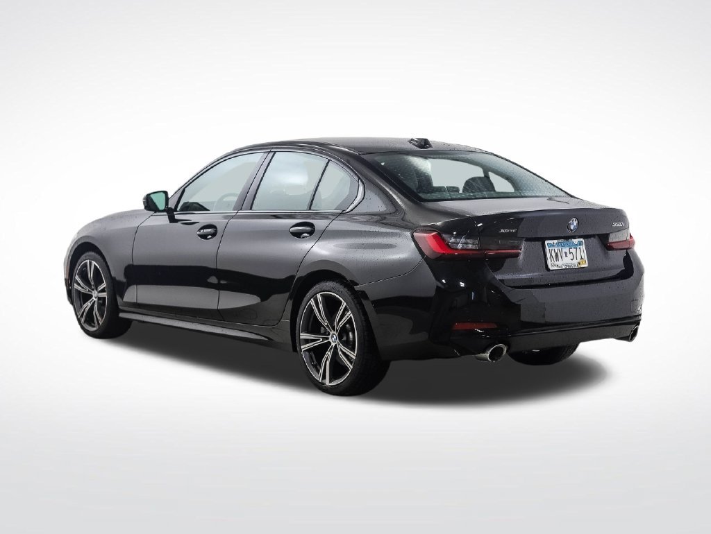 Certified 2023 BMW 330i xDrive Sedan w/ Driving Assistance Package AWD/4WD image 3