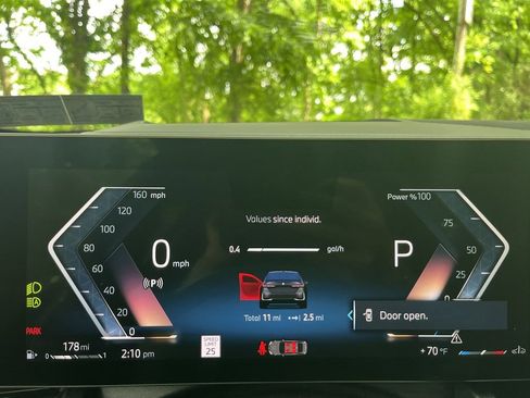 New 2024 BMW 530i xDrive w/ Premium Package AWD/4WD image 16
