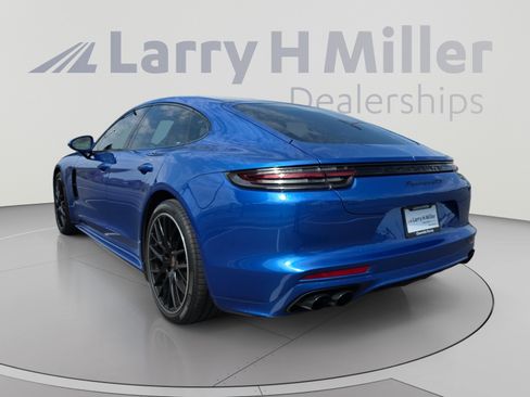 Used 2019 Porsche Panamera GTS AWD/4WD image 3