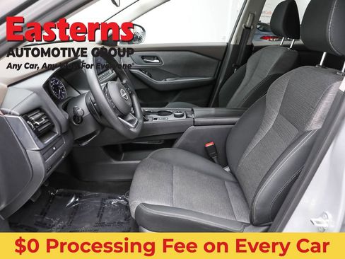 Used 2022 Nissan Rogue SV AWD/4WD image 14