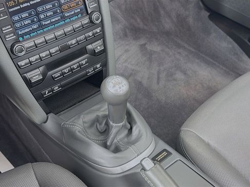 Used 2010 Porsche 911 Carrera 4S image 21