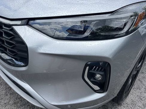 Certified 2023 Ford Escape ST-Line Elite w/ Premium Technology Package AWD/4WD image 11