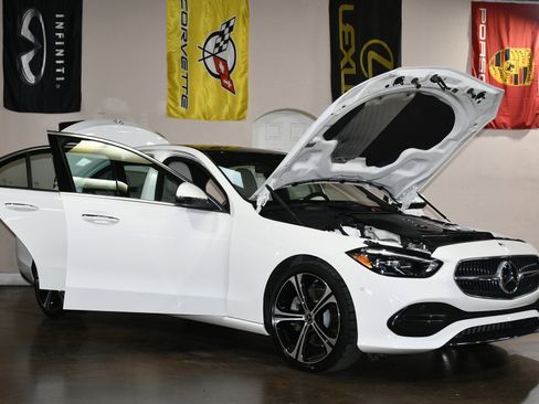 Used 2023 Mercedes-Benz C 300 Sedan image 89