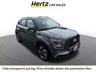 Used 2025 Hyundai Venue SEL