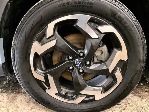 Used 2022 Subaru Crosstrek 2.5i Limited w/ Moonroof Package 2 image 8