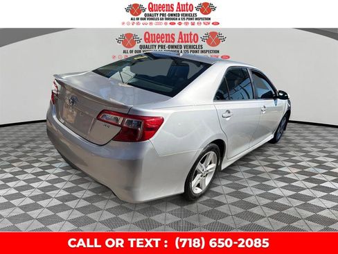 Used 2013 Toyota Camry SE image 8