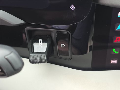 Used 2023 Porsche Taycan 4S image 34