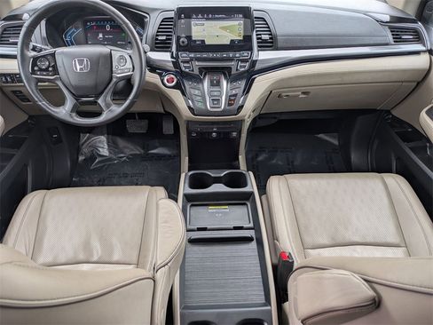 Used 2023 Honda Odyssey Elite image 21