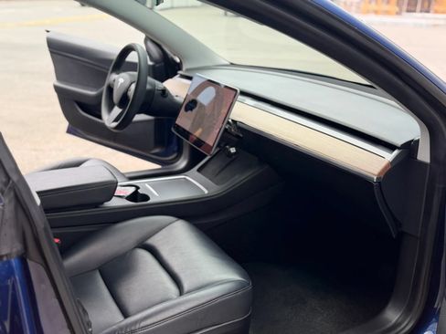 Used 2021 Tesla Model 3 Standard Range Plus RWD image 21