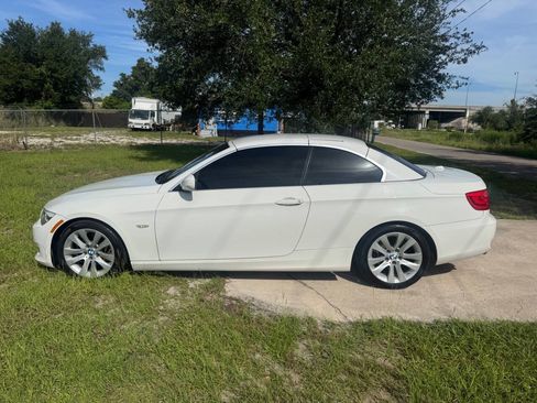 Used 2011 BMW 328i Convertible RWD image 6