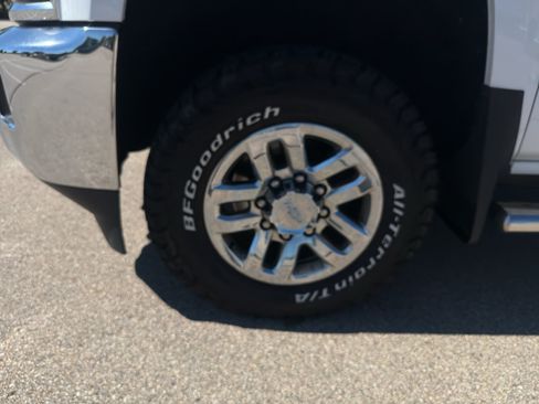 Used 2019 Chevrolet Silverado 3500 LTZ w/ Duramax Plus Package AWD/4WD image 10