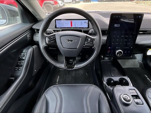 Used 2023 Ford Mustang Mach-E Premium image 5