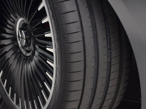 Certified 2023 Mercedes-Benz EQS AMG 4MATIC image 29