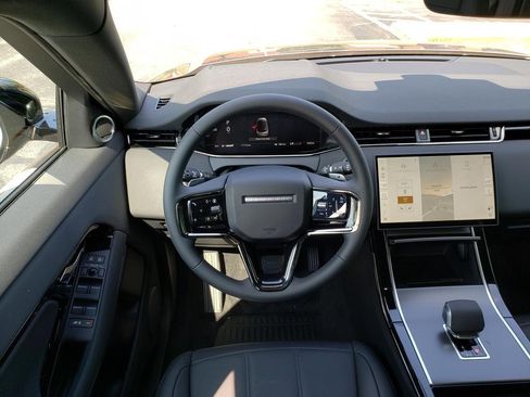 New 2026 Land Rover Range Rover Evoque S image 14