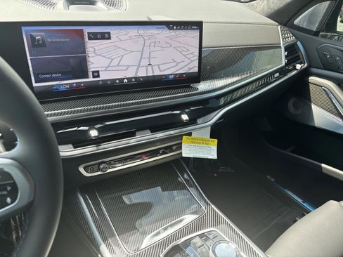 Used 2026 BMW X7 M60i AWD/4WD image 14