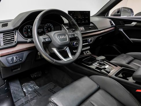 Used 2023 Audi Q5 2.0T Premium Plus image 3