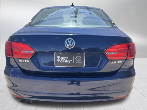 Used 2013 Volkswagen Jetta SE FWD image 7
