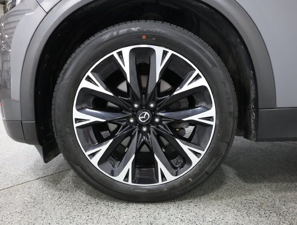 Used 2024 MAZDA CX-90 Plug-In Hybrid w/ Premium Pkg AWD/4WD image 5