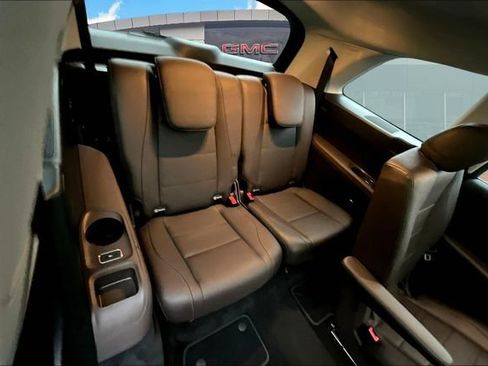 Used 2021 Mercedes-Benz GLS 450 4MATIC image 27