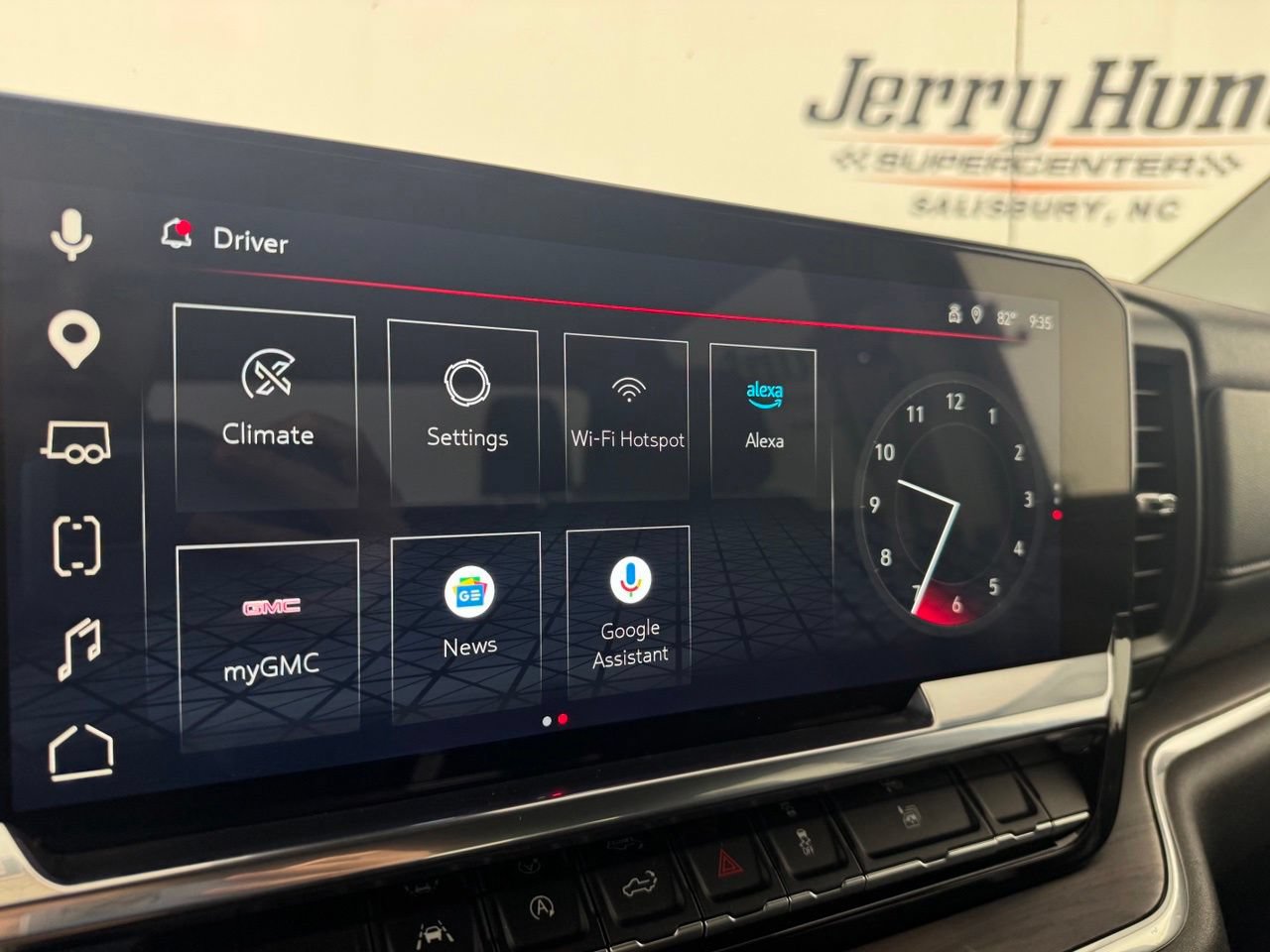 Used 2025 GMC Sierra 1500 SLT AWD/4WD image 21