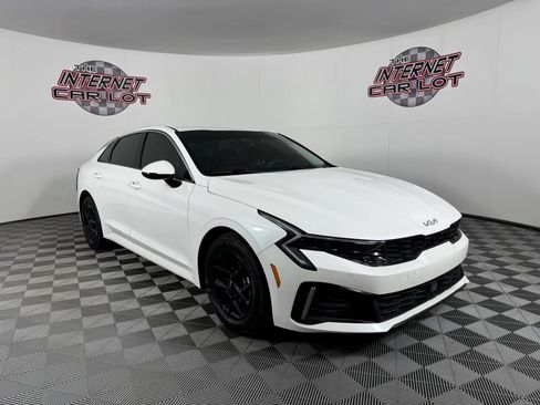 Used 2025 Kia K5 LXS FWD image 9