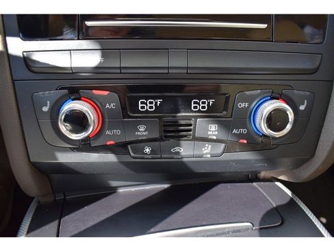 Used 2016 Audi A4 2.0T Premium Plus w/ Technology Package image 35