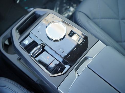 New 2026 BMW iX xDrive45 w/ M Sport Package image 19