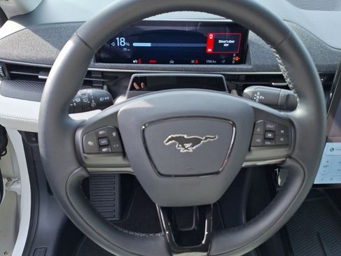 Used 2025 Ford Mustang Mach-E Premium image 12