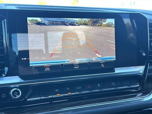 Used 2025 GMC Sierra 1500 Elevation w/ Preferred Package image 32