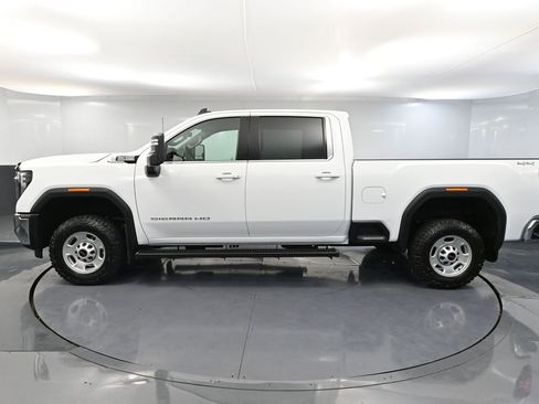 Used 2025 GMC Sierra 2500 SLE image 11