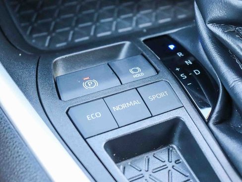 Certified 2023 Toyota RAV4 XLE Premium FWD image 29