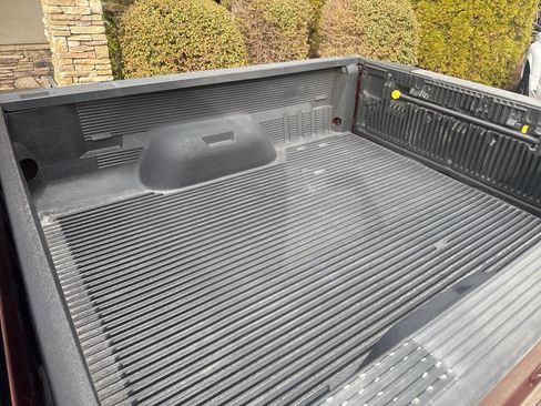 Used 2015 Ford F250 Lariat w/ Lariat Ultimate Package image 26