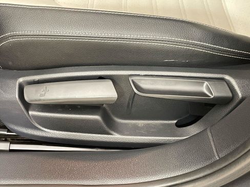 Used 2016 Volkswagen Jetta Sport FWD image 22