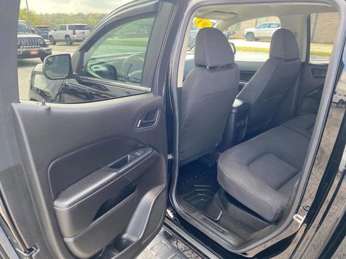 Used 2016 GMC Canyon SLE image 23