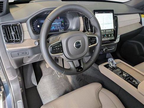 New 2026 Volvo XC90 T8 Ultra w/ Protection Package Premier AWD/4WD image 3